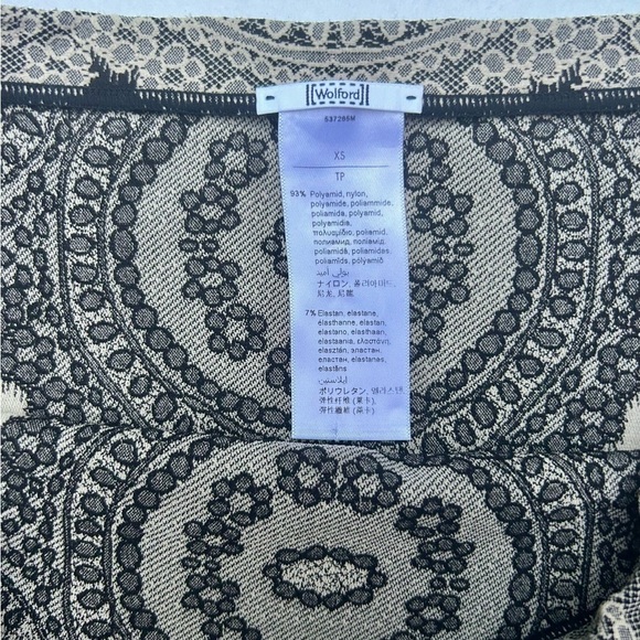 WOLFORD Black A-line magic skirt with Beige lace details - Picture 4 of 5